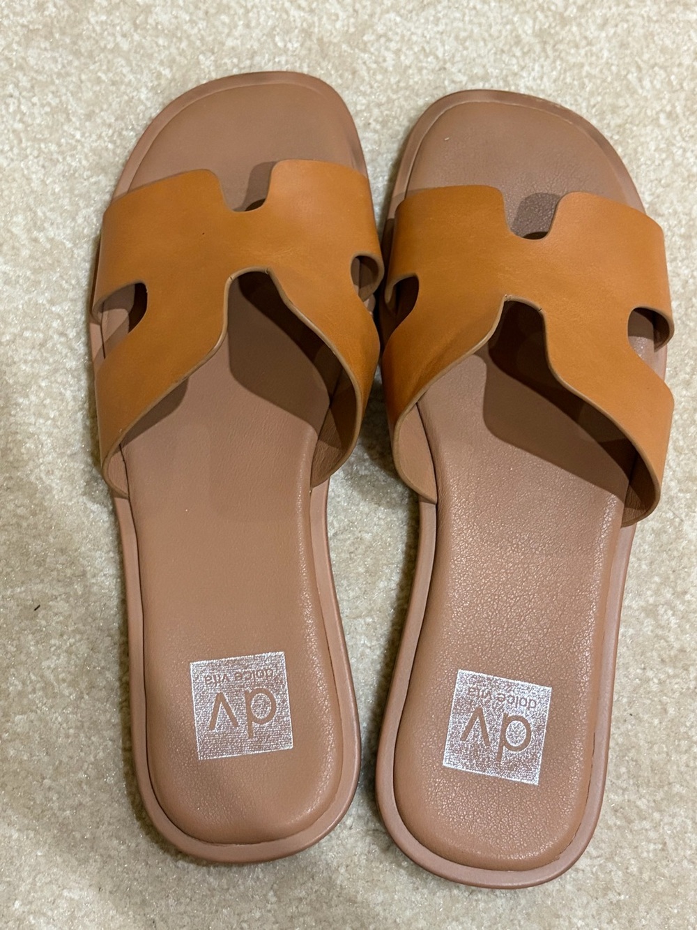 DV by Dolce Vita Cognac Tan Slide Sandals